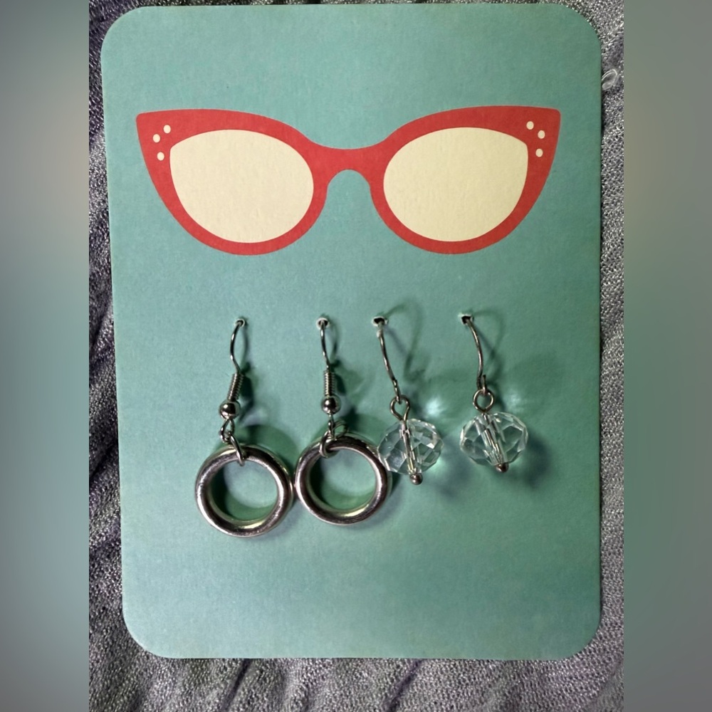 🧚🏻‍♀️ Silver Tone Hoop & Clear Crystal Drop Earrings Set NWOT